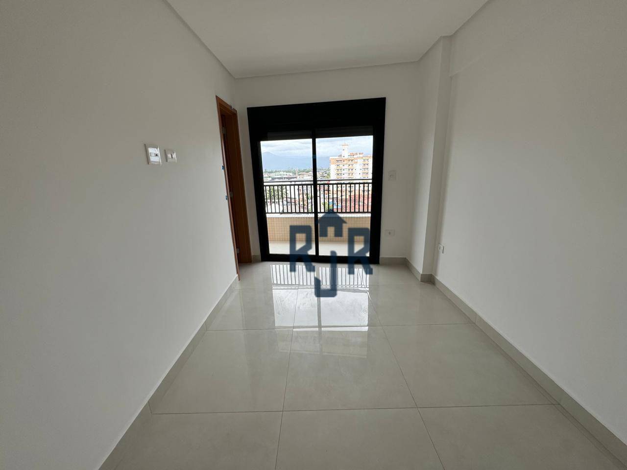 Apartamento à venda com 2 quartos, 76m² - Foto 3