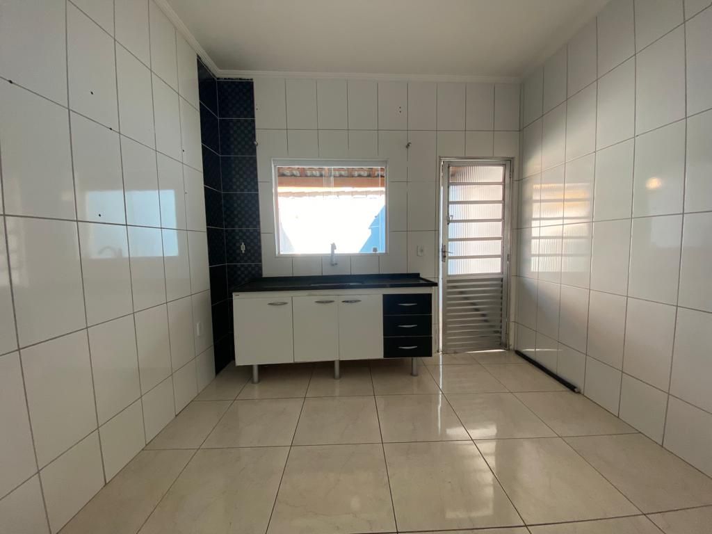 Casa à venda com 2 quartos, 83m² - Foto 10