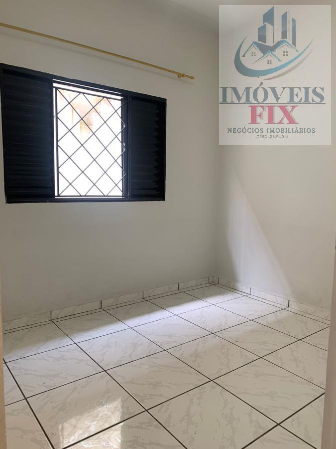 Casa à venda com 4 quartos, 180m² - Foto 10