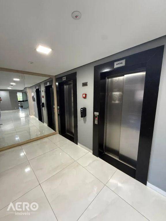 Apartamento à venda com 2 quartos, 61m² - Foto 5
