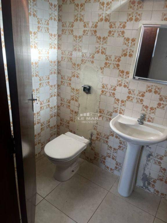 Casa à venda com 3 quartos, 180m² - Foto 21