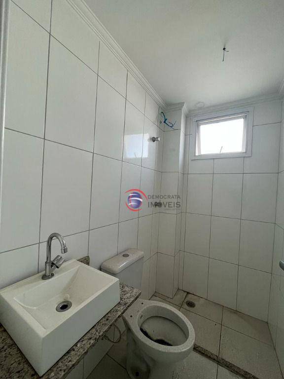 Apartamento à venda com 2 quartos, 65m² - Foto 7