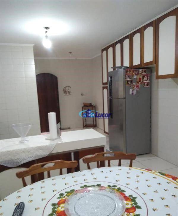 Casa de Condomínio à venda com 5 quartos, 230m² - Foto 15