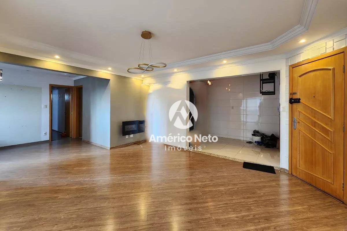 Apartamento à venda com 3 quartos, 121m² - Foto 6