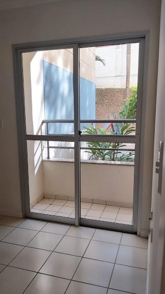 Apartamento à venda com 2 quartos, 55m² - Foto 4