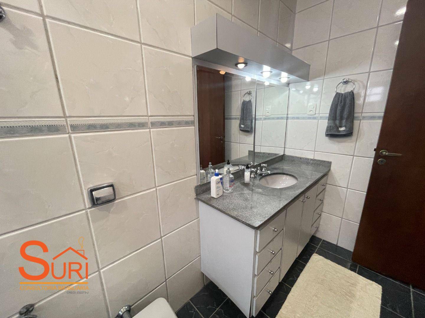 Sobrado à venda com 3 quartos, 324m² - Foto 20