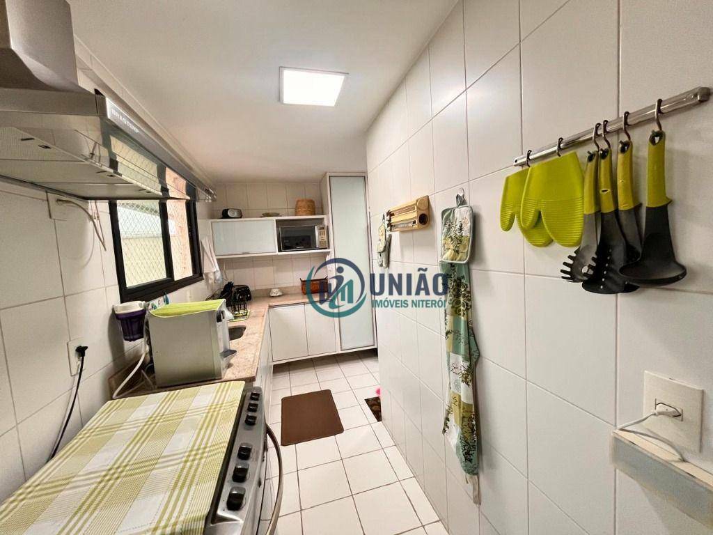 Apartamento à venda com 2 quartos, 83m² - Foto 13