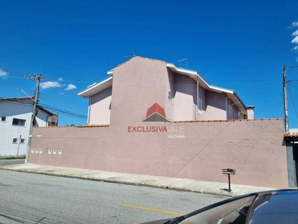 Casa à venda com 2 quartos, 80m² - Foto 2