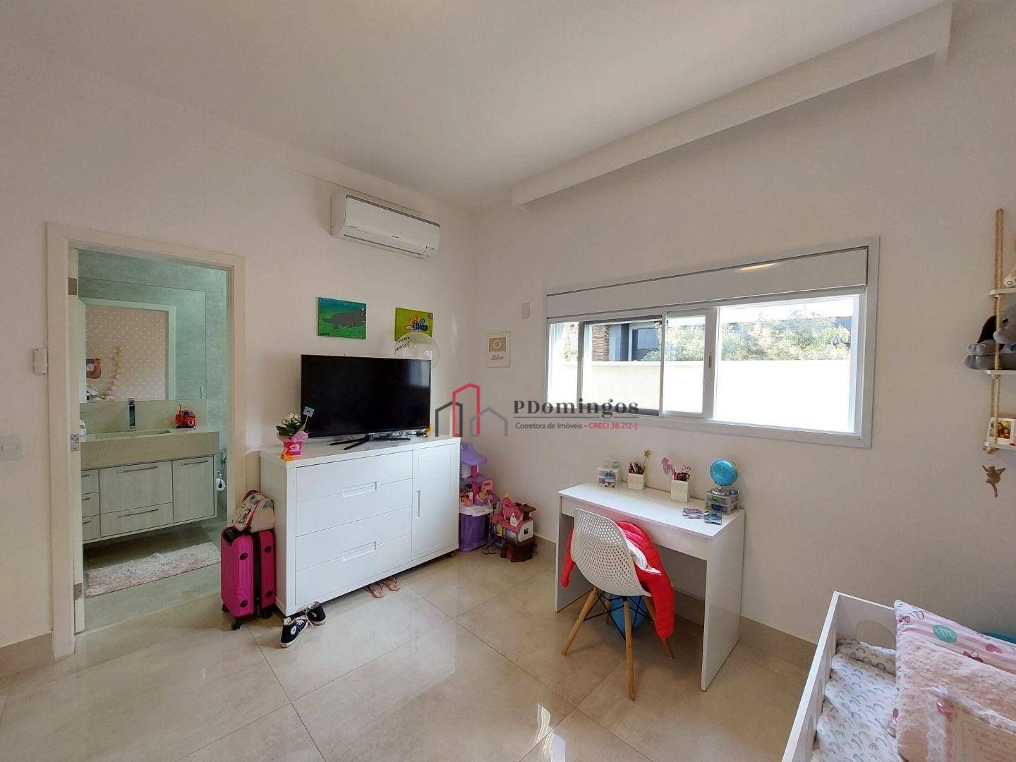 Casa de Condomínio à venda com 3 quartos, 201m² - Foto 14