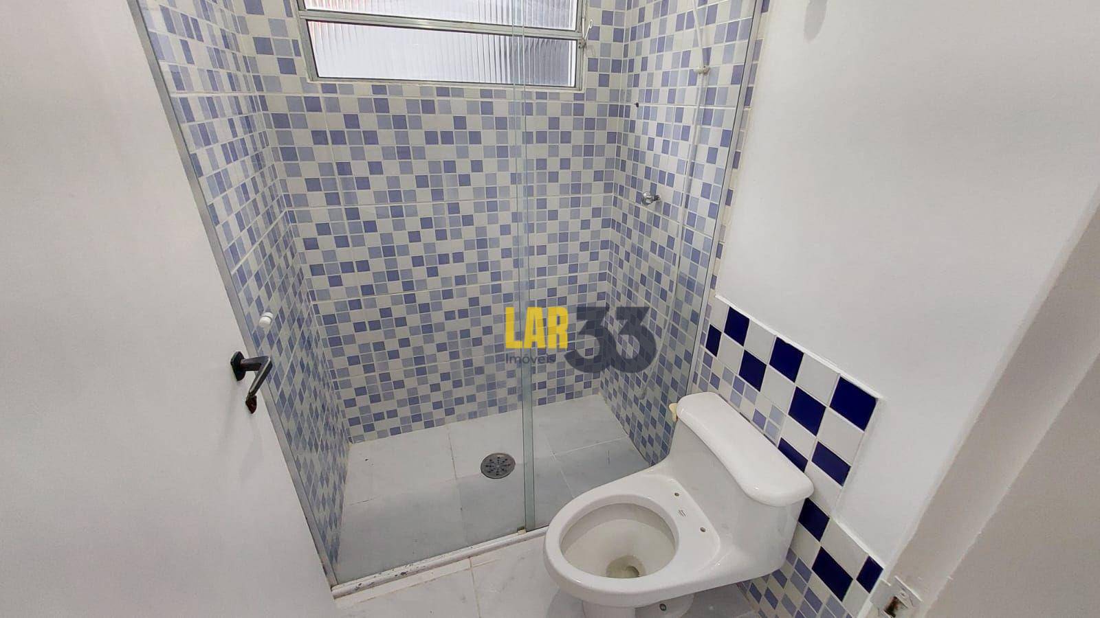 Casa de Condomínio à venda com 4 quartos, 251m² - Foto 8