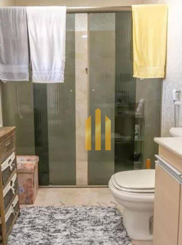 Sobrado à venda e aluguel com 4 quartos, 240m² - Foto 8