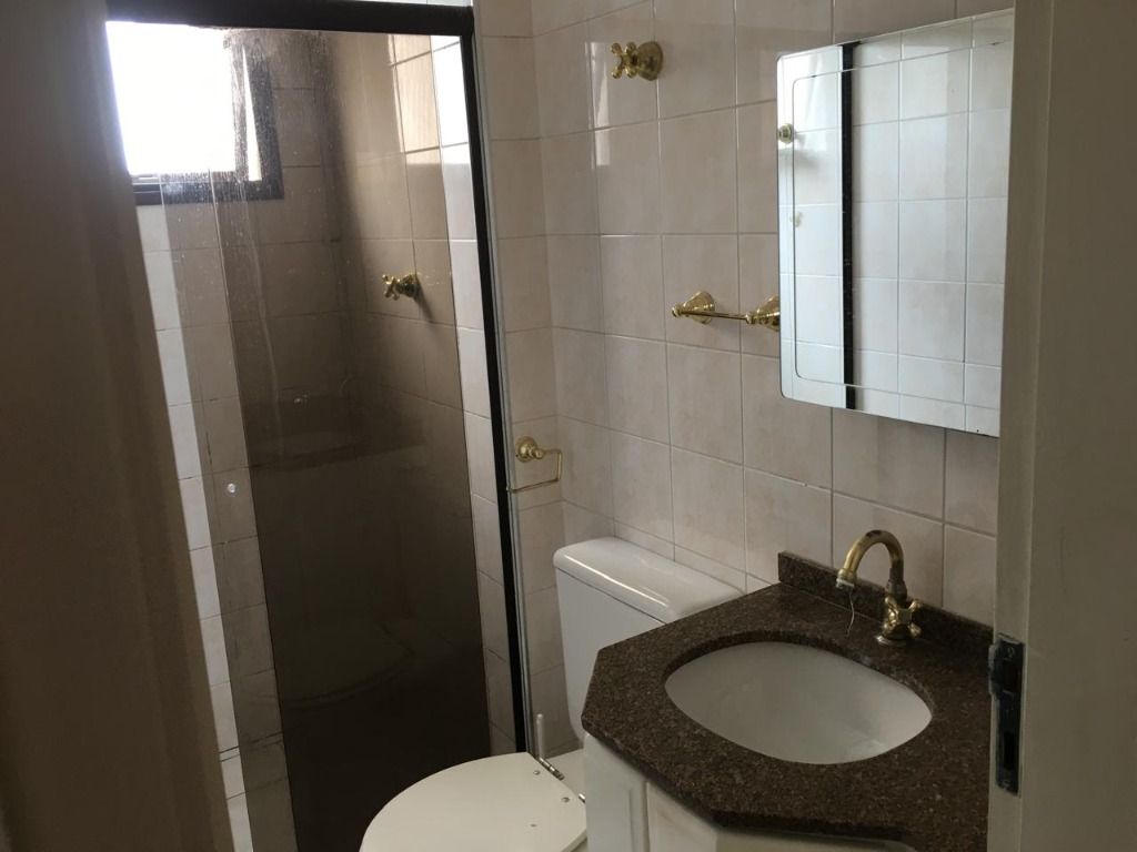 Apartamento à venda com 3 quartos, 61m² - Foto 4