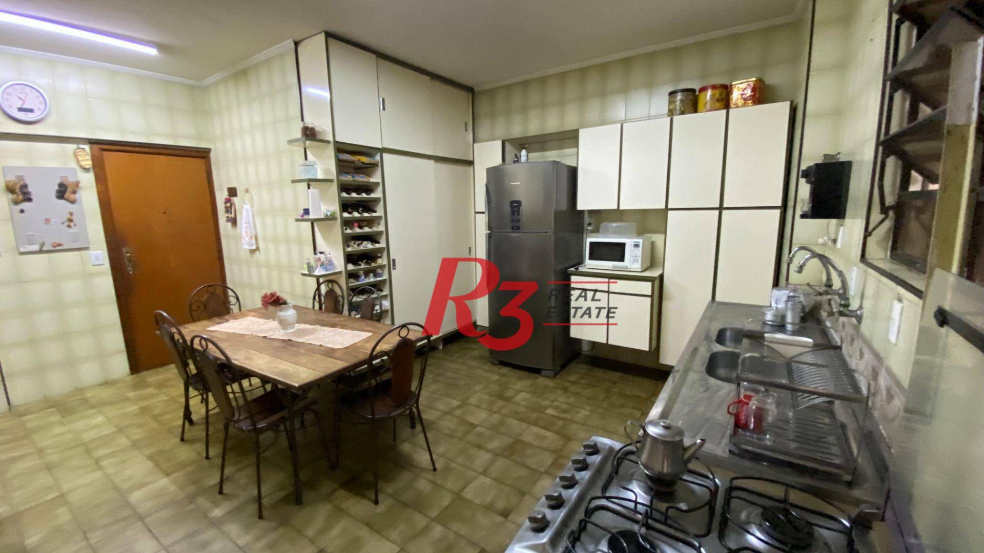 Apartamento à venda com 3 quartos, 160m² - Foto 6