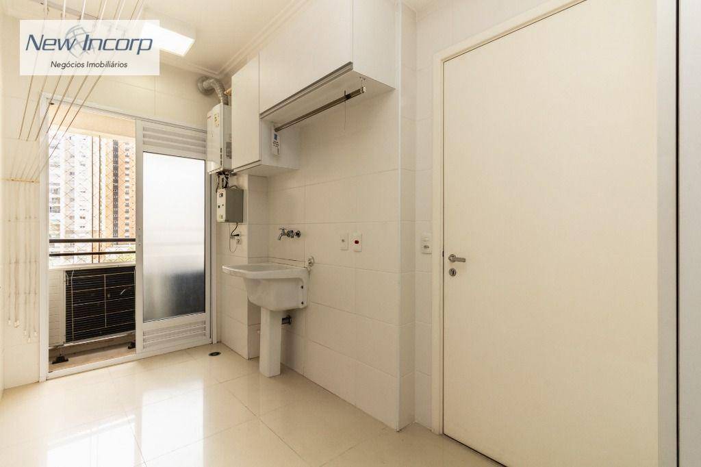 Apartamento à venda com 3 quartos, 156m² - Foto 15