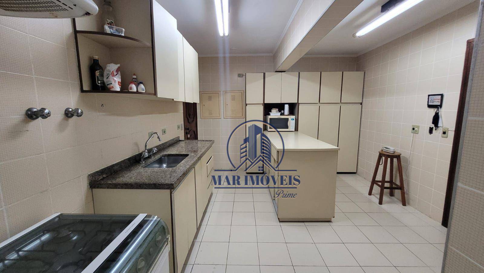 Apartamento à venda com 3 quartos, 264m² - Foto 19