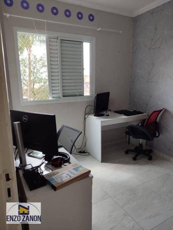 Apartamento à venda com 3 quartos, 81m² - Foto 8