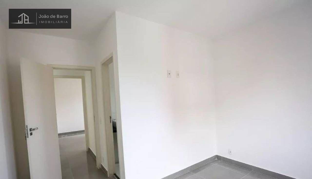 Apartamento para alugar com 2 quartos, 64m² - Foto 5