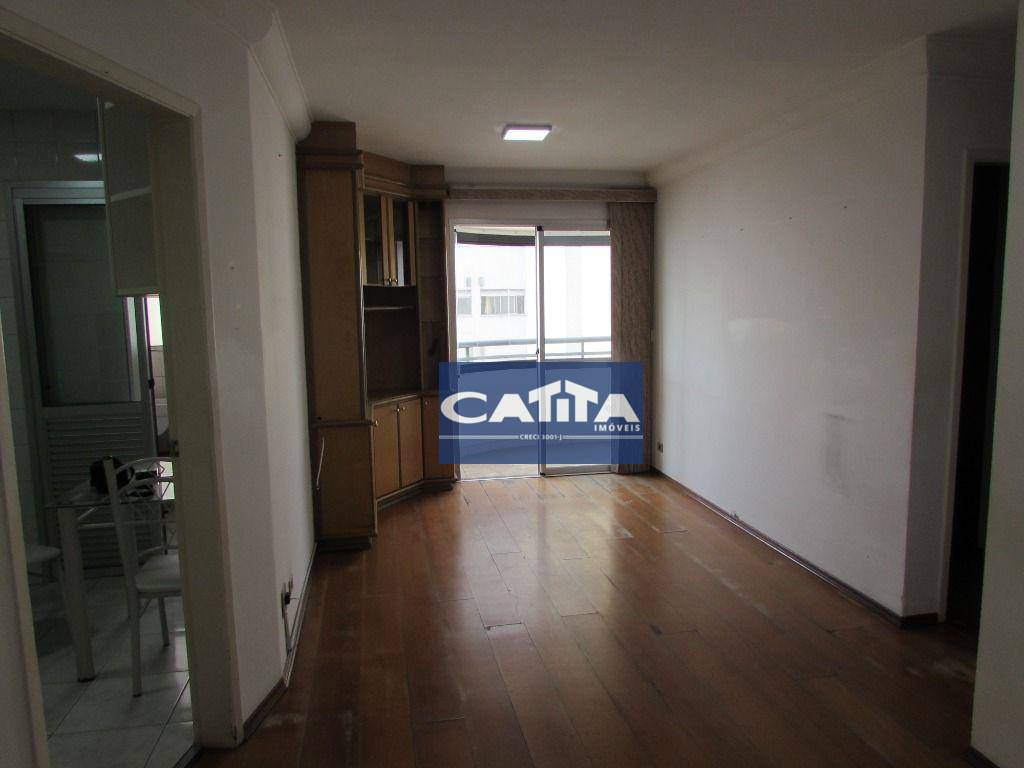 Apartamento à venda com 2 quartos, 67m² - Foto 2