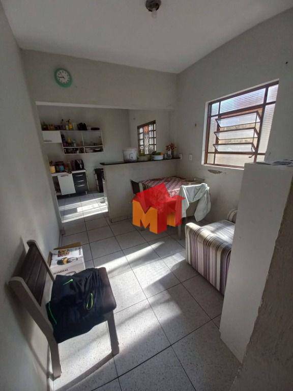 Casa à venda com 2 quartos, 37m² - Foto 6