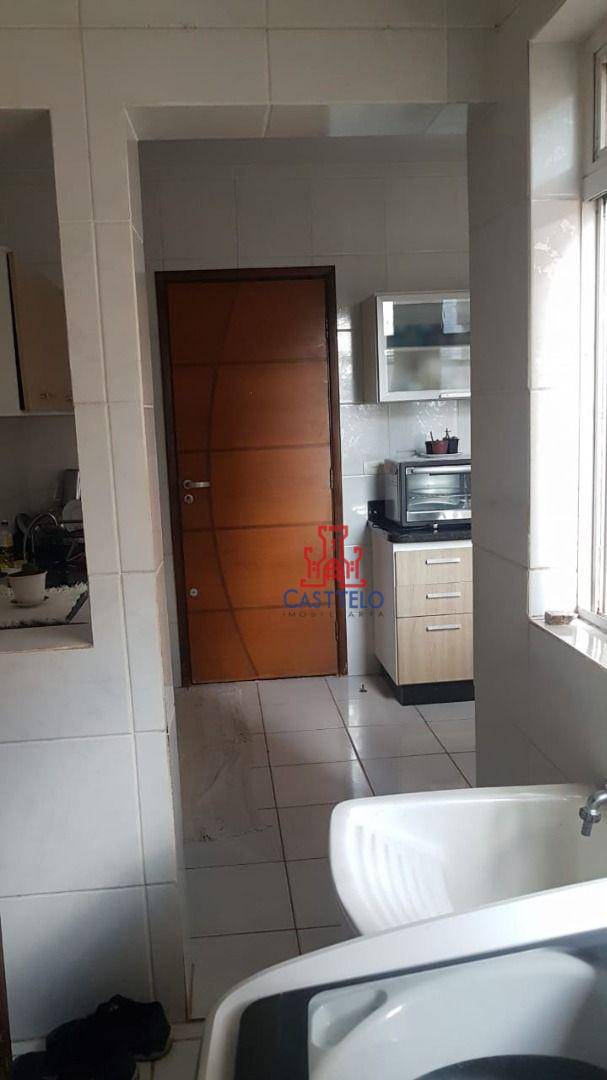 Apartamento à venda com 3 quartos, 107m² - Foto 6