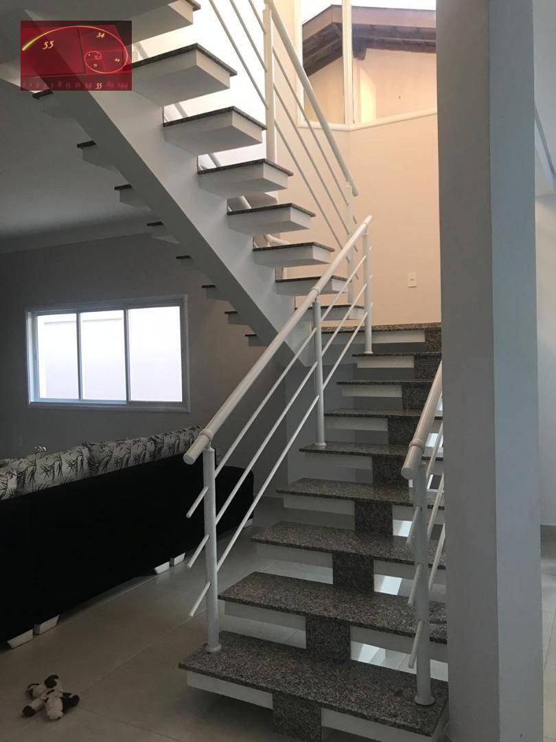 Casa à venda com 4 quartos, 342m² - Foto 8