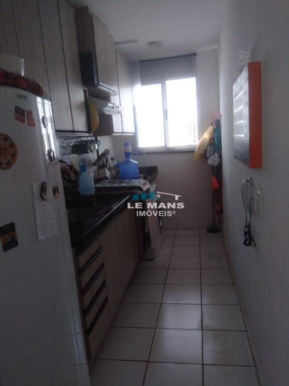 Apartamento à venda com 2 quartos, 44m² - Foto 8