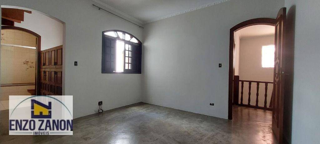 Casa à venda e aluguel com 3 quartos, 540m² - Foto 30