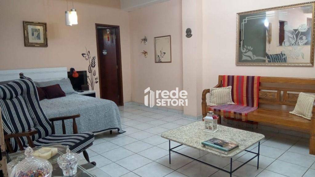 Casa à venda com 5 quartos, 264m² - Foto 20