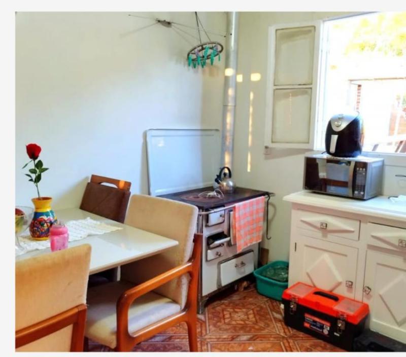 Casa à venda com 2 quartos, 70m² - Foto 2
