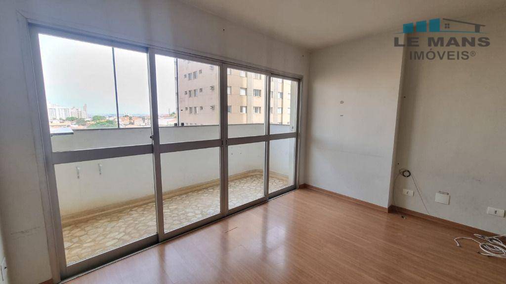 Apartamento à venda com 3 quartos, 88m² - Foto 3