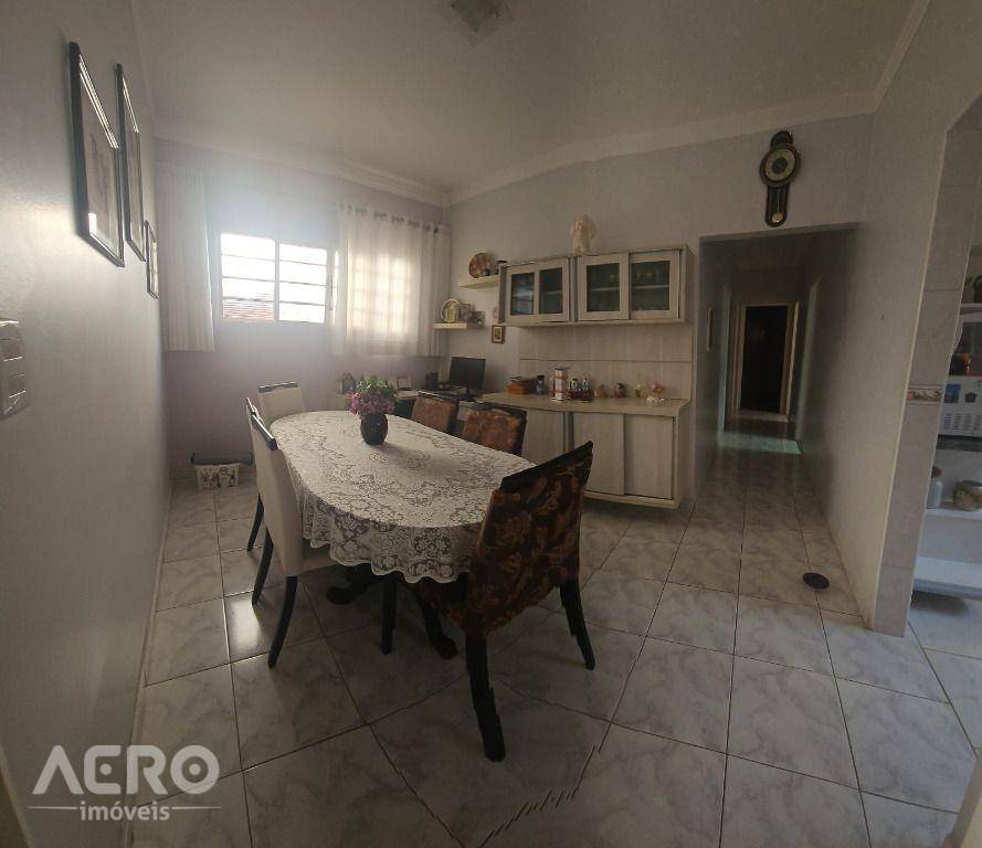 Casa à venda com 3 quartos, 160m² - Foto 5