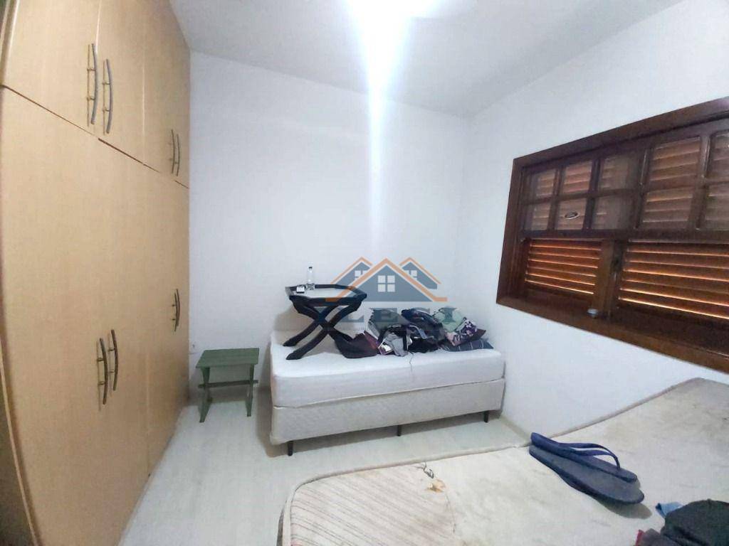 Casa de Condomínio à venda com 5 quartos, 350m² - Foto 33