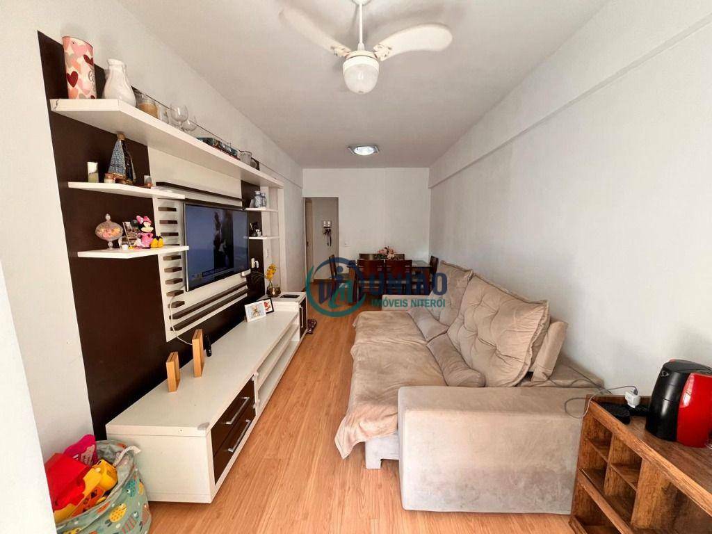 Apartamento à venda com 2 quartos, 85m² - Foto 9