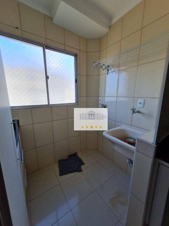 Apartamento à venda com 2 quartos, 55m² - Foto 4