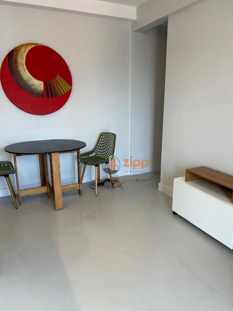 Apartamento para alugar com 2 quartos, 42m² - Foto 27