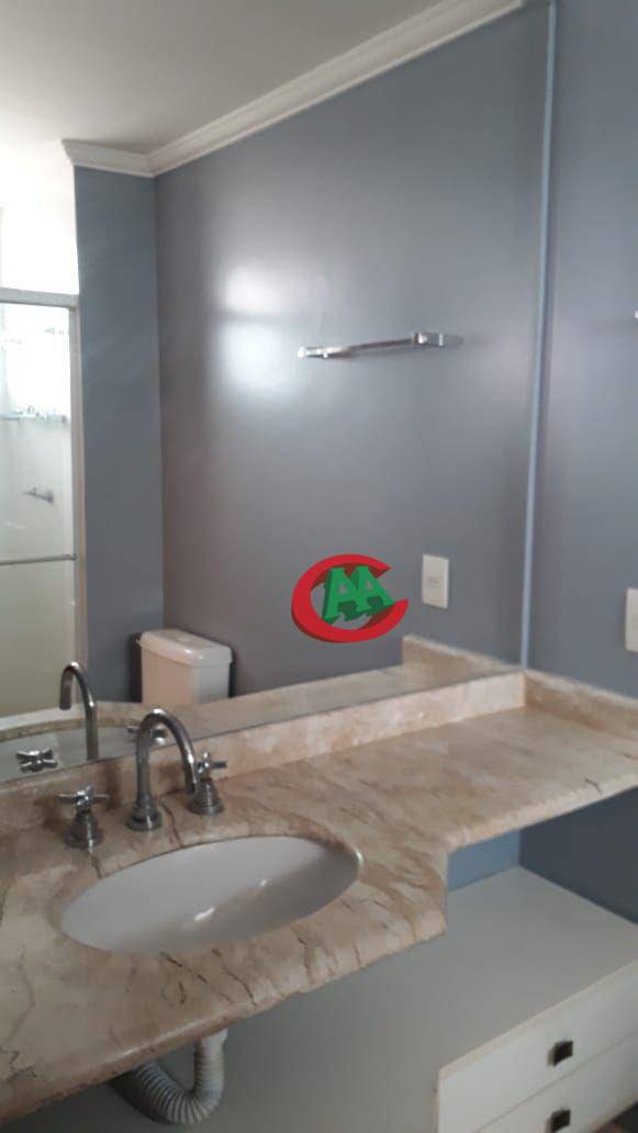 Apartamento à venda com 4 quartos, 201m² - Foto 17