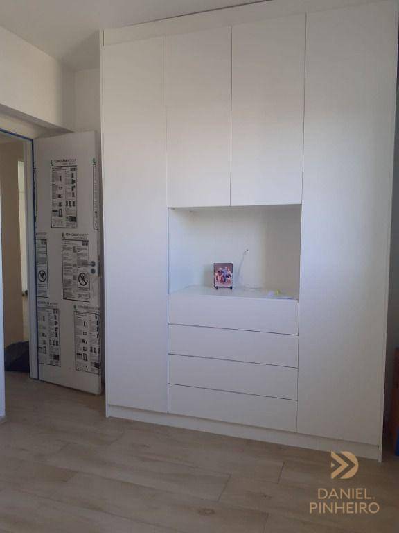 Apartamento à venda com 2 quartos, 72m² - Foto 13