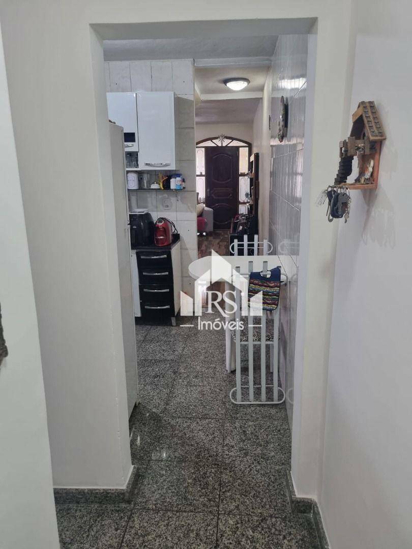 Casa à venda com 3 quartos, 120m² - Foto 10