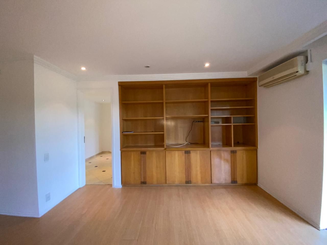 Apartamento à venda com 3 quartos, 230m² - Foto 8