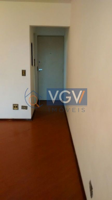 Apartamento para alugar com 2 quartos, 61m² - Foto 3