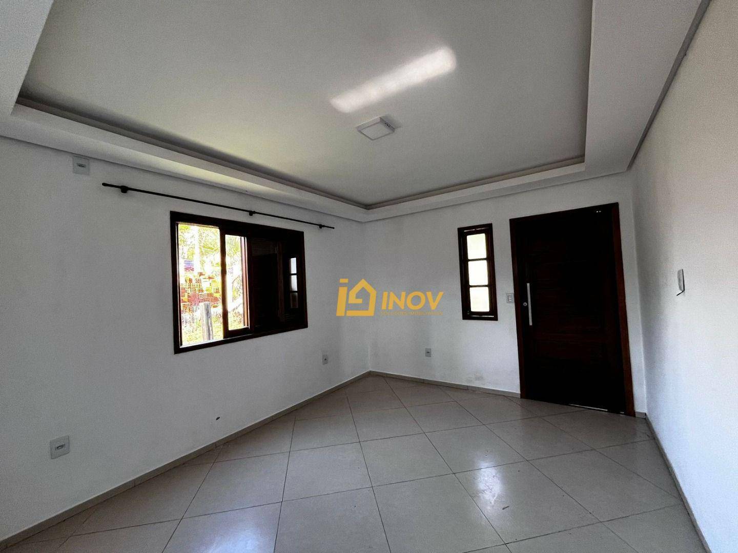 Casa à venda com 2 quartos, 70m² - Foto 10