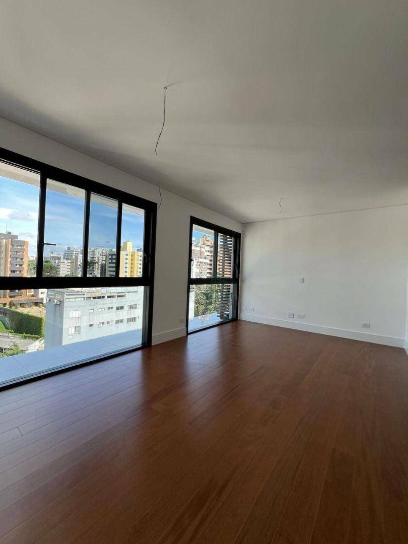 Apartamento à venda com 2 quartos, 107m² - Foto 10