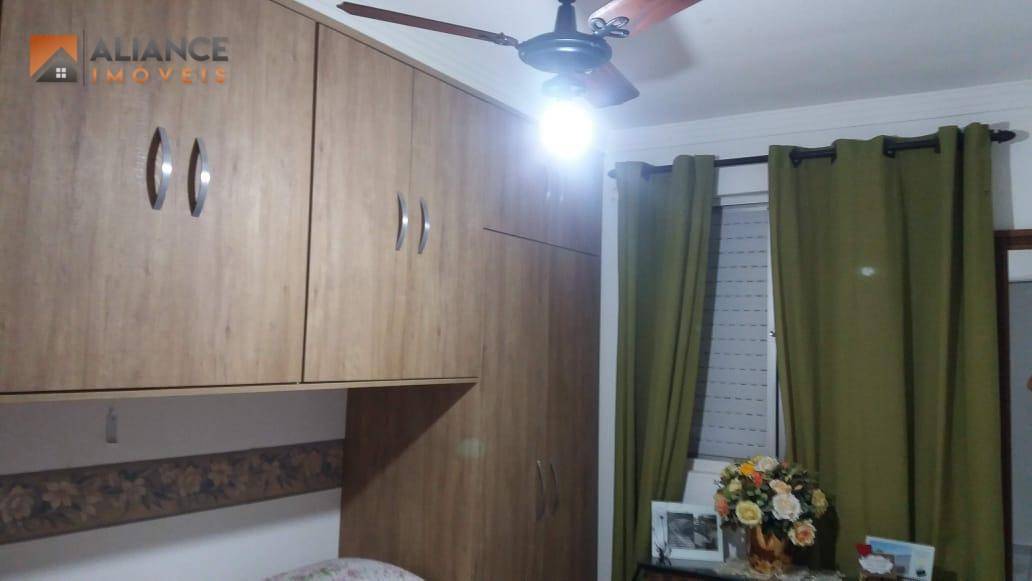 Apartamento à venda com 2 quartos, 60m² - Foto 11