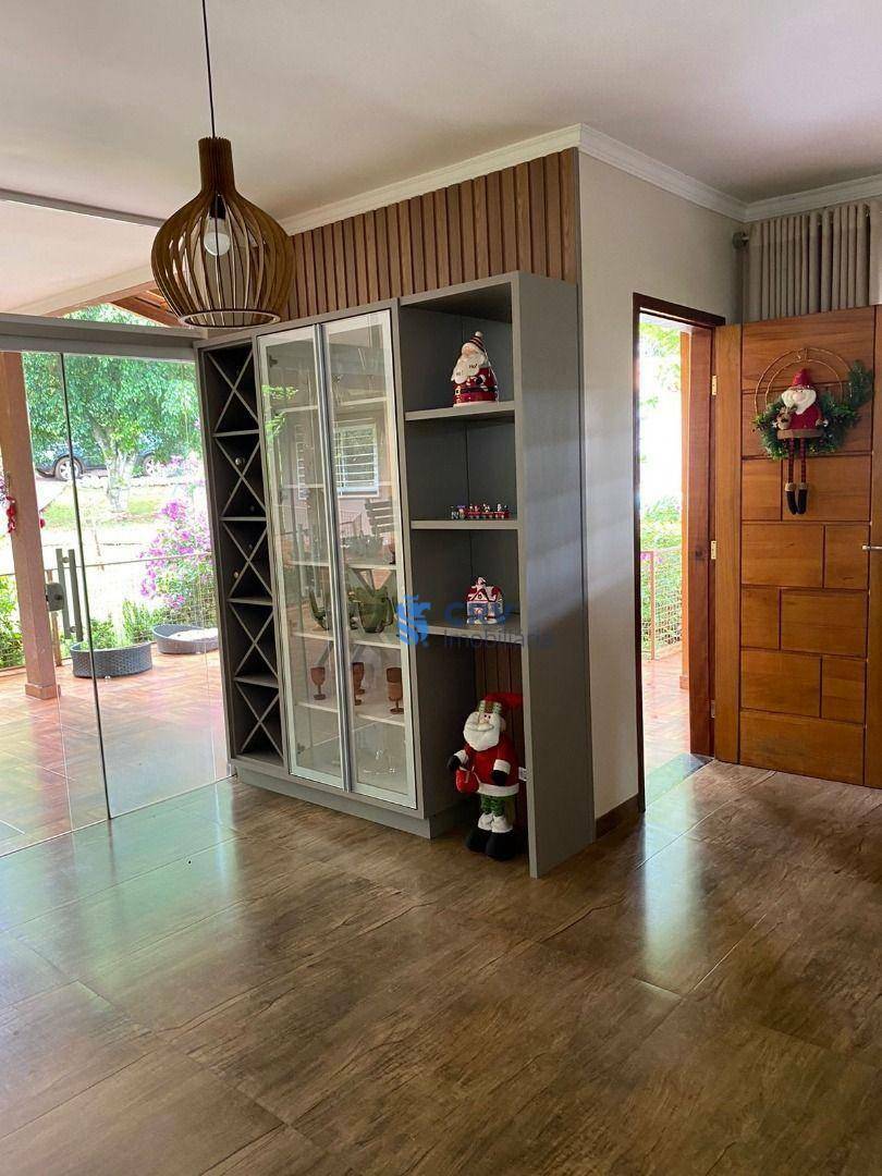 Chácara à venda com 3 quartos, 200m² - Foto 16