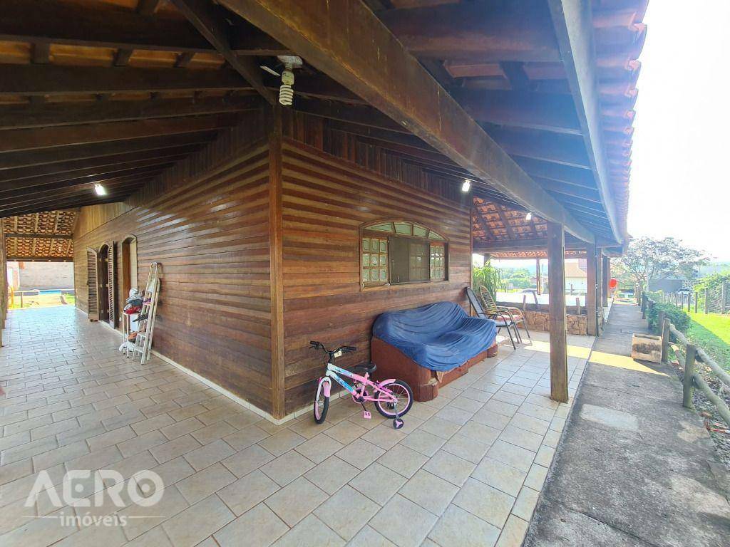 Chácara à venda com 3 quartos, 300m² - Foto 42