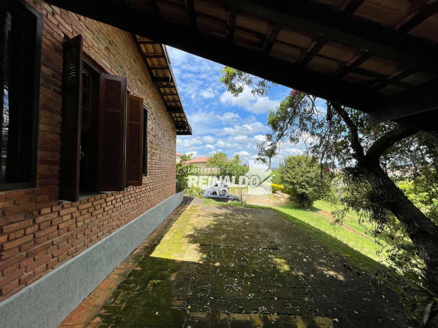 Casa de Condomínio à venda com 3 quartos, 400m² - Foto 37