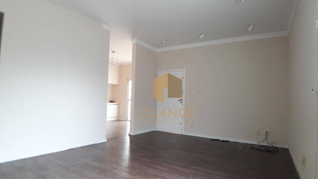 Casa à venda com 3 quartos, 182m² - Foto 5