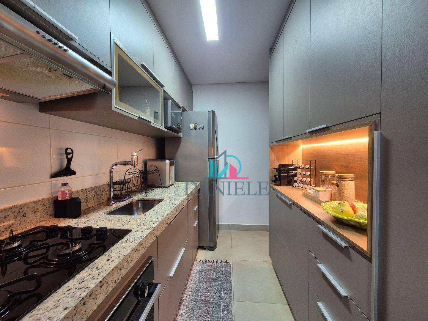 Apartamento à venda com 2 quartos, 74m² - Foto 7