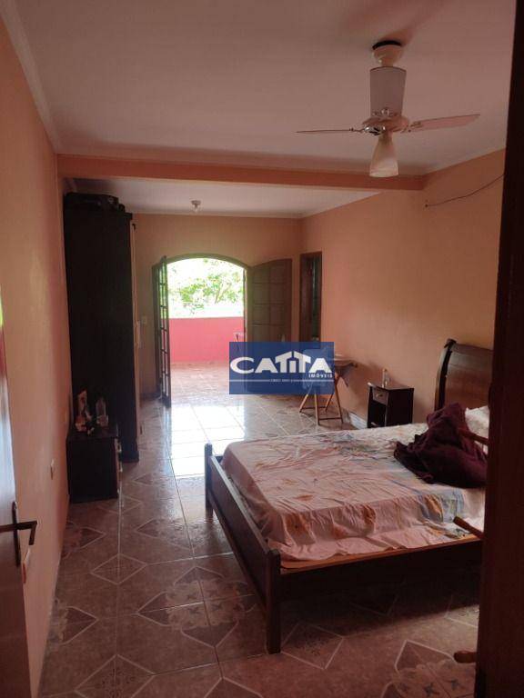 Sobrado à venda com 4 quartos, 250m² - Foto 15