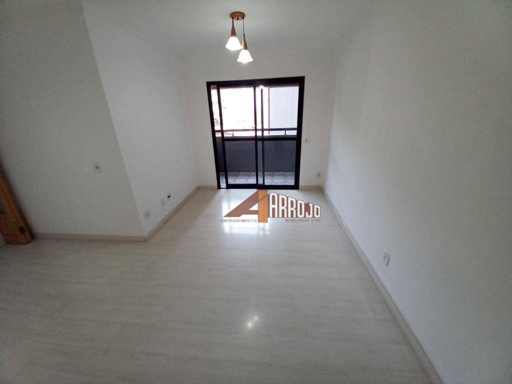 Apartamento à venda com 3 quartos, 70m² - Foto 33